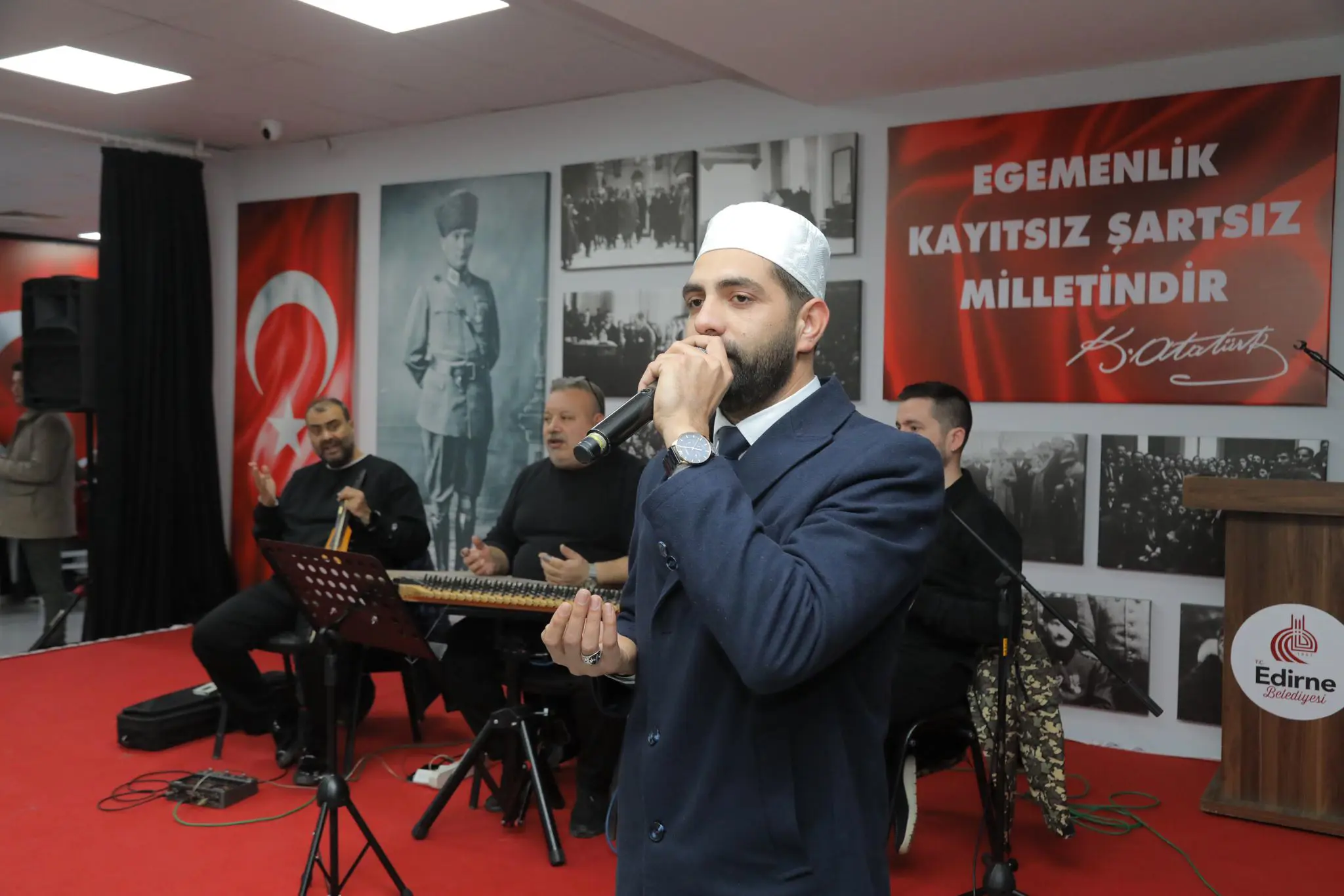 RAMAZAN’IN İLK İFTARI ATATÜRK KÜLTÜR MERKEZİ’NDE GERÇEKLEŞTİ galeri görseli